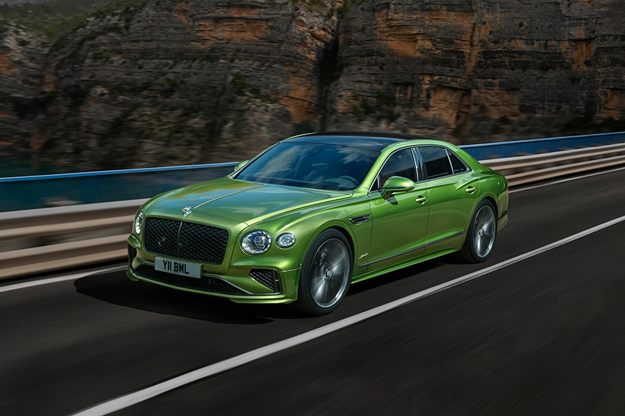 BENTLEY : NEW FLYING SPUR