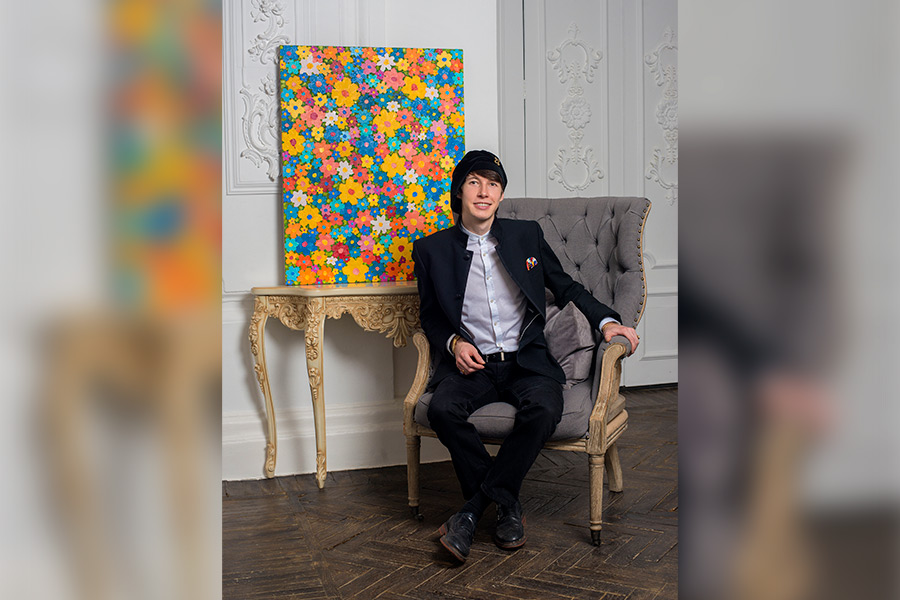 Alex Doll installe une galerie sur la Riviera