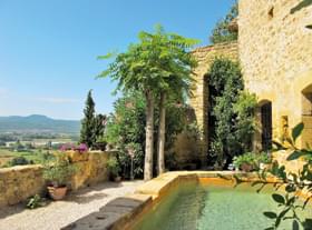 Lourmarin and the southern part of the Luberon
