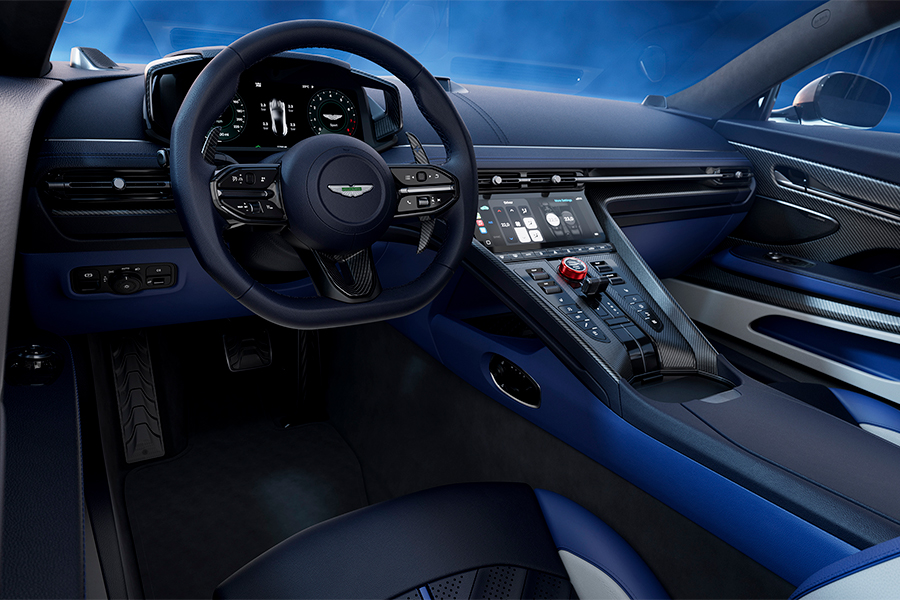 Magnifique  Aston Martin DB 12 S