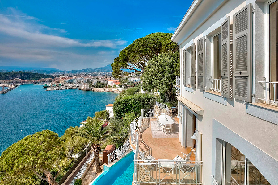 Luxury property magazine - Article Maison Cino Real Estate - main Photo