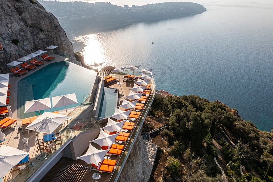 Luxury property magazine - Article The Maybourne Riviera. - main Photo