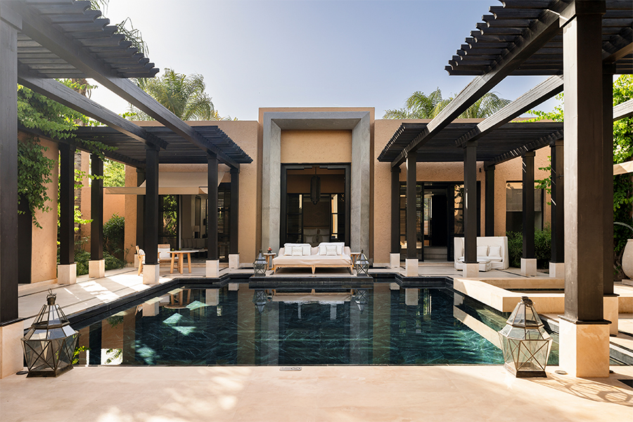 Luxury property magazine - Article Mandarin Oriental. - main Photo