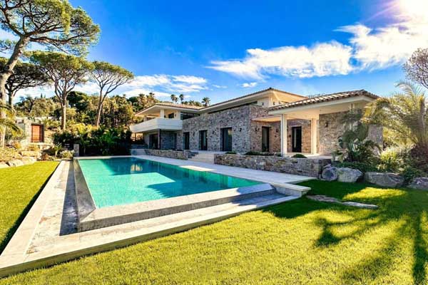 Region of Golfe St-Tropez : find your exceptional property among our 2644 prestigious sales and rental advertisements