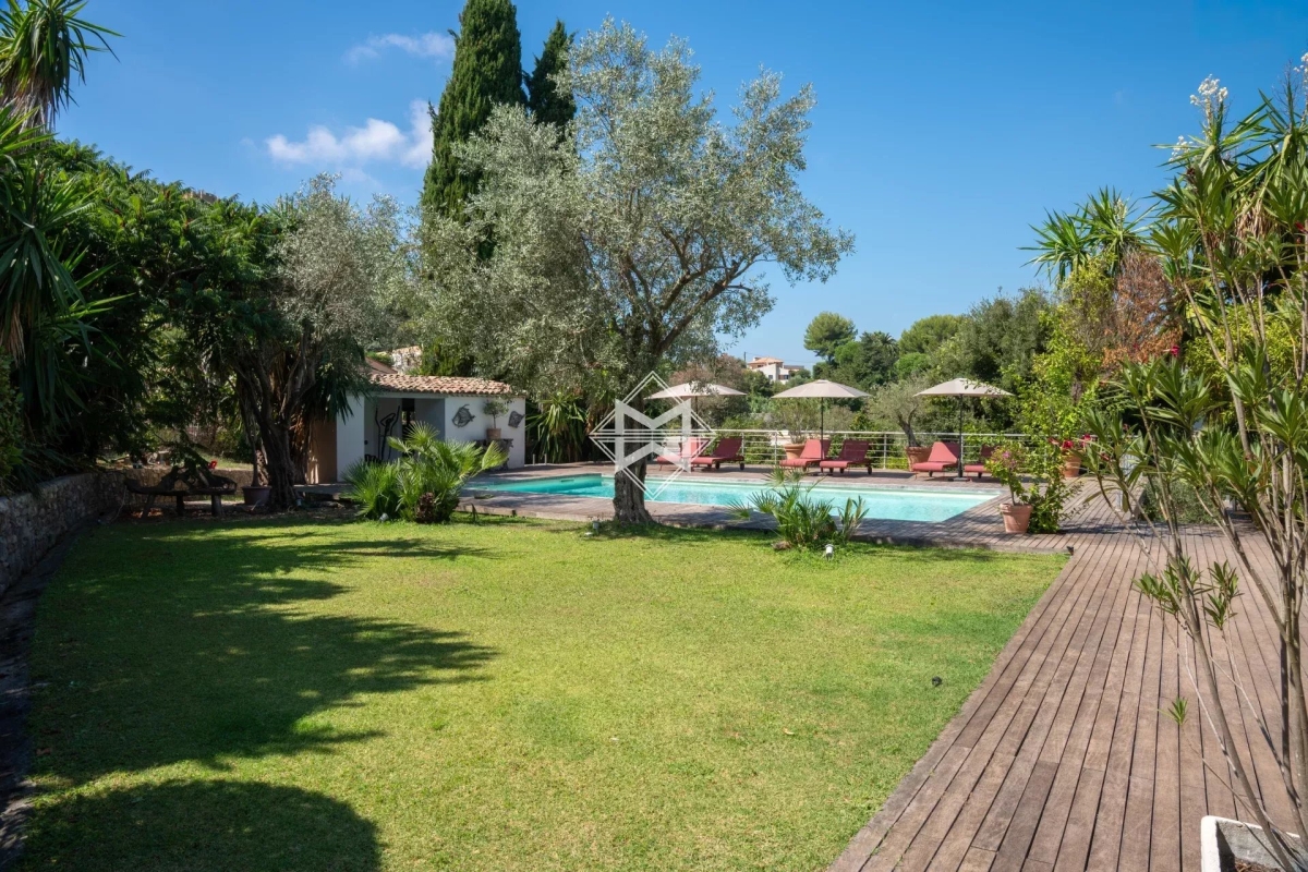 Maison de luxe à vendre à Cannes, 2 350 000 €, Photo 4