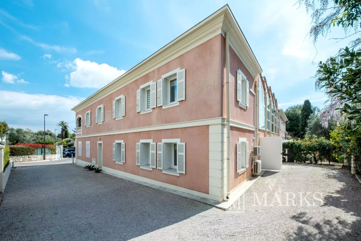 Appartement de luxe à vendre à Saint-Jean-Cap-Ferrat, 2 250 000 €, Photo 3