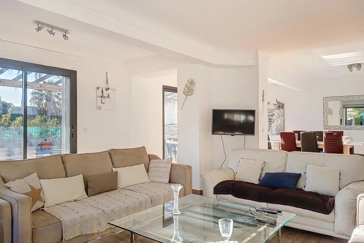 Luxury House for sale in Cannes, 1 790 000 €, Photo 3