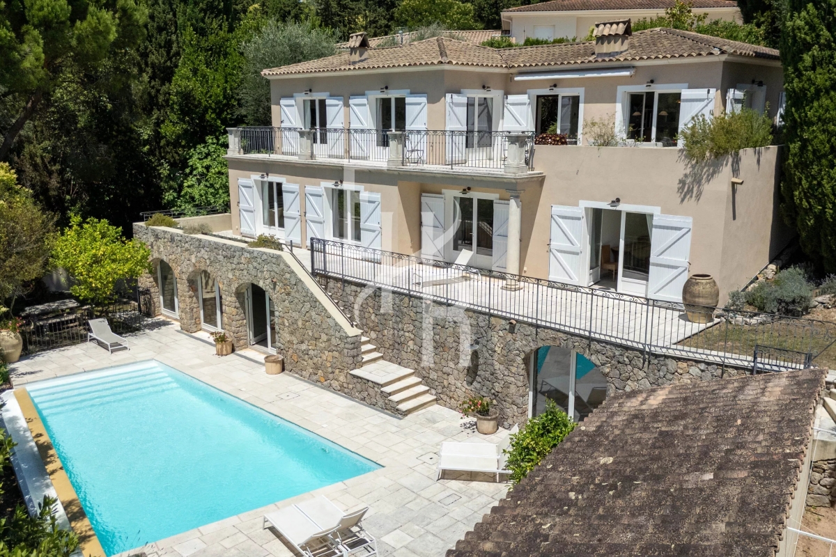 Maison de luxe à vendre à Mougins, 2 300 000 €, Photo 1