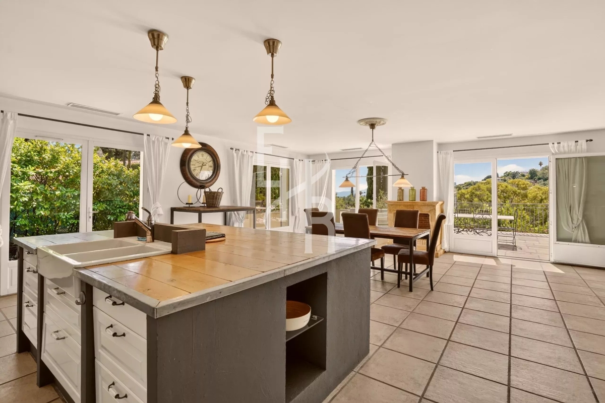Maison de luxe à vendre à Mougins, 2 300 000 €, Photo 6