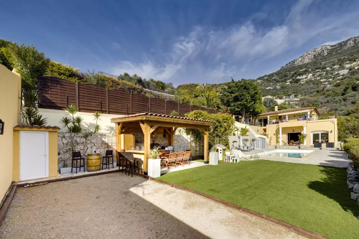 Luxury House for sale in Èze, 2 500 000 €, Photo 5