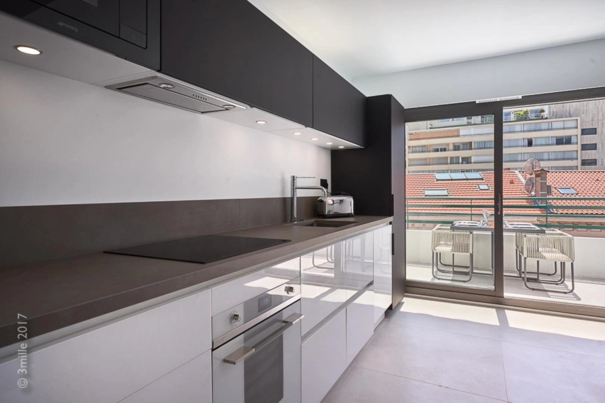 Luxury Apartment for sale in Cannes, 695 000 €, Photo 4