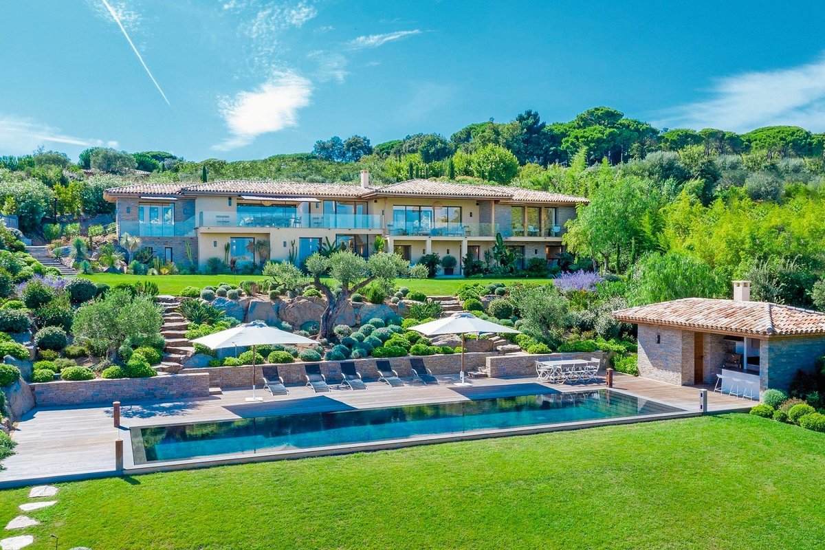 House, luxury and prestige, for sale SaintTropez 11 main rooms 675m²