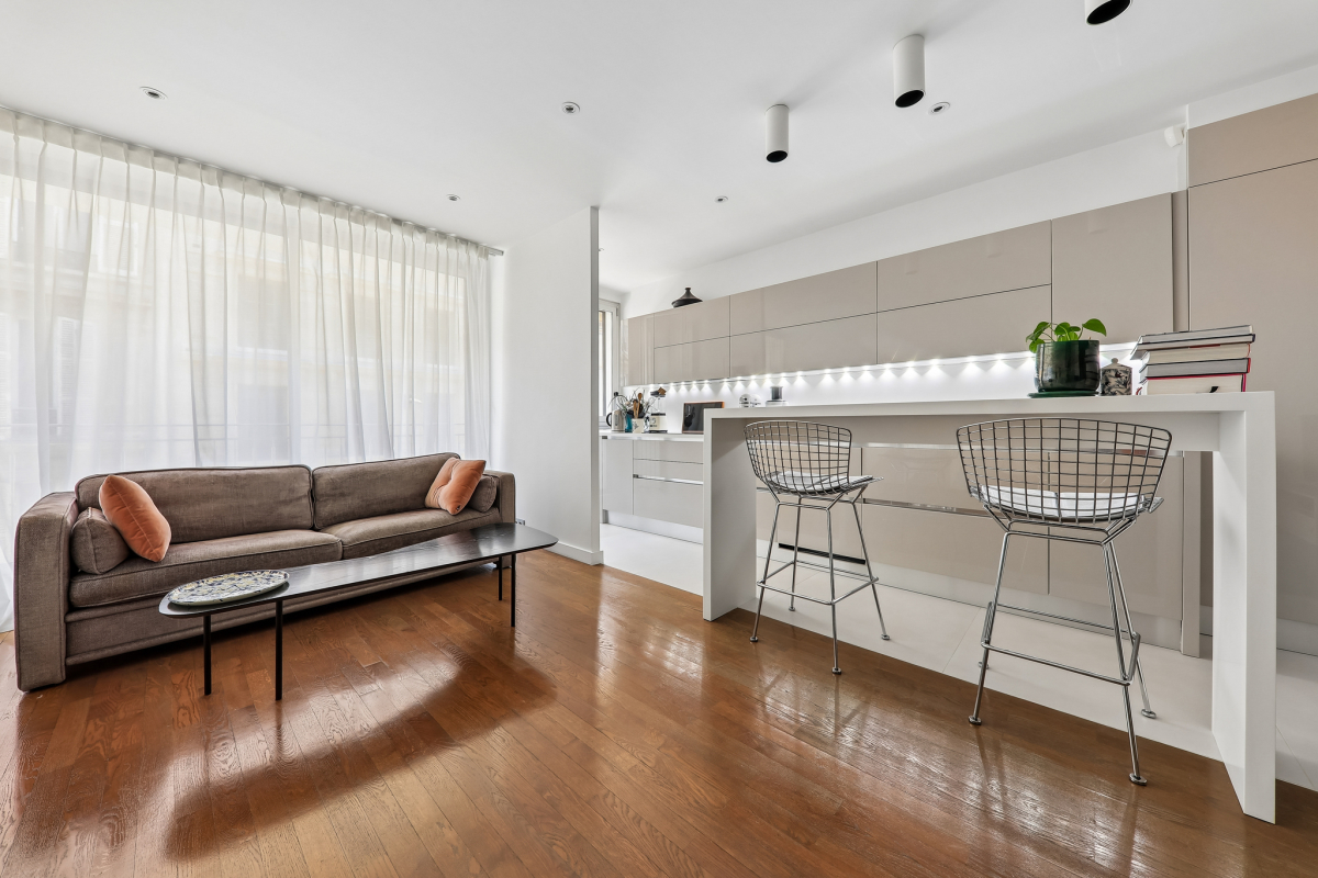 Luxury Apartment for sale in Paris 16ème, 1 330 000 €, Photo 2