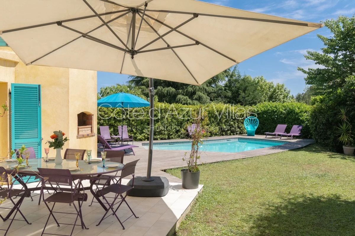 Maison de luxe à louer à Valbonne, 3 500 €, Photo 2