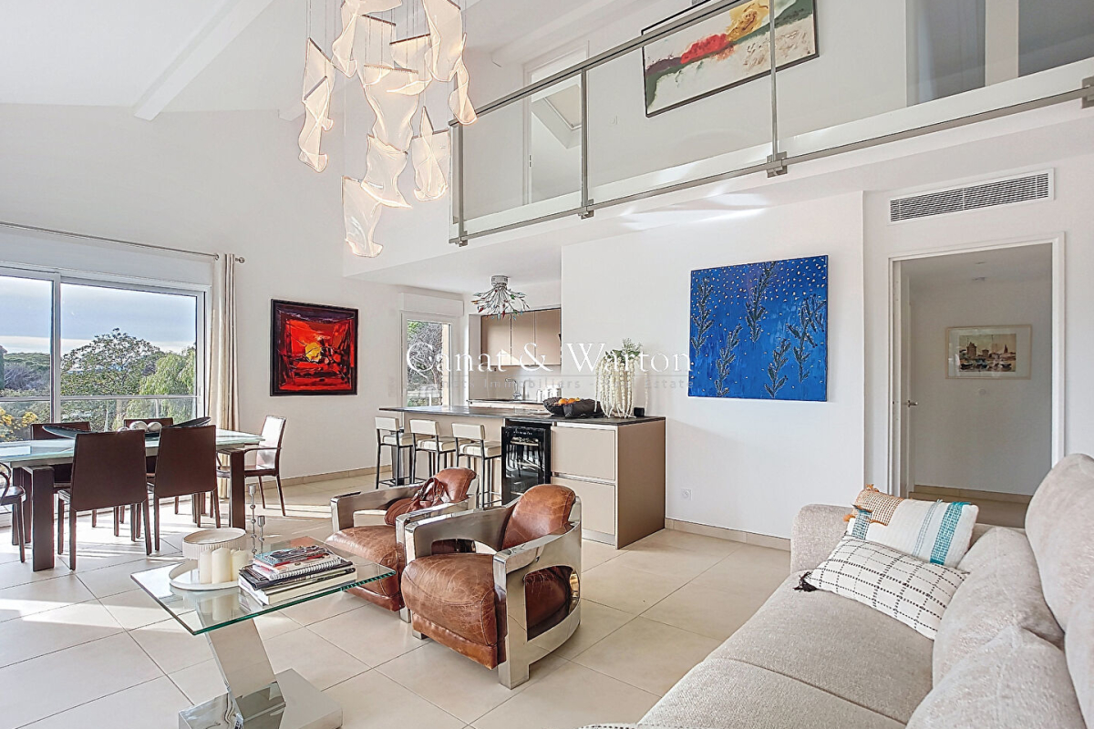 Luxury Apartment for sale in Saint-Raphaël, 1 298 000 €, Photo 3