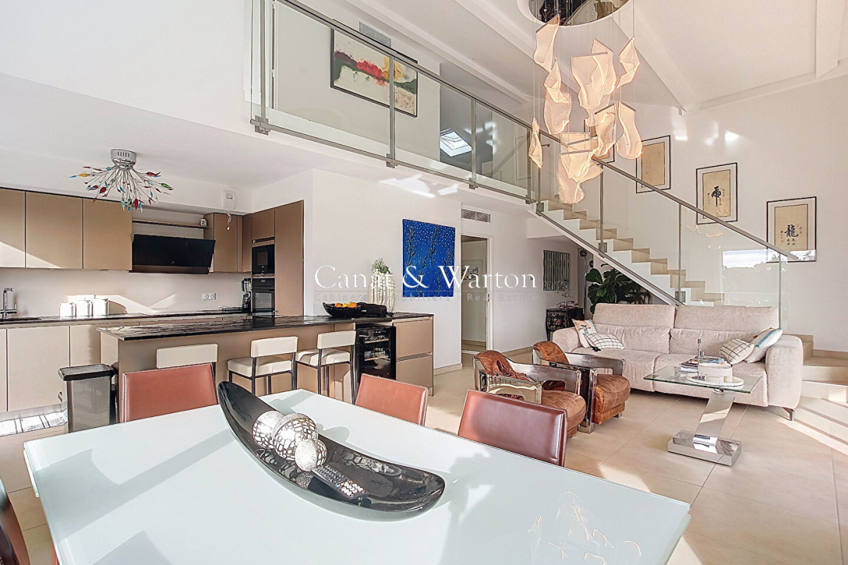 Luxury Apartment for sale in Saint-Raphaël, 1 298 000 €, Photo 3