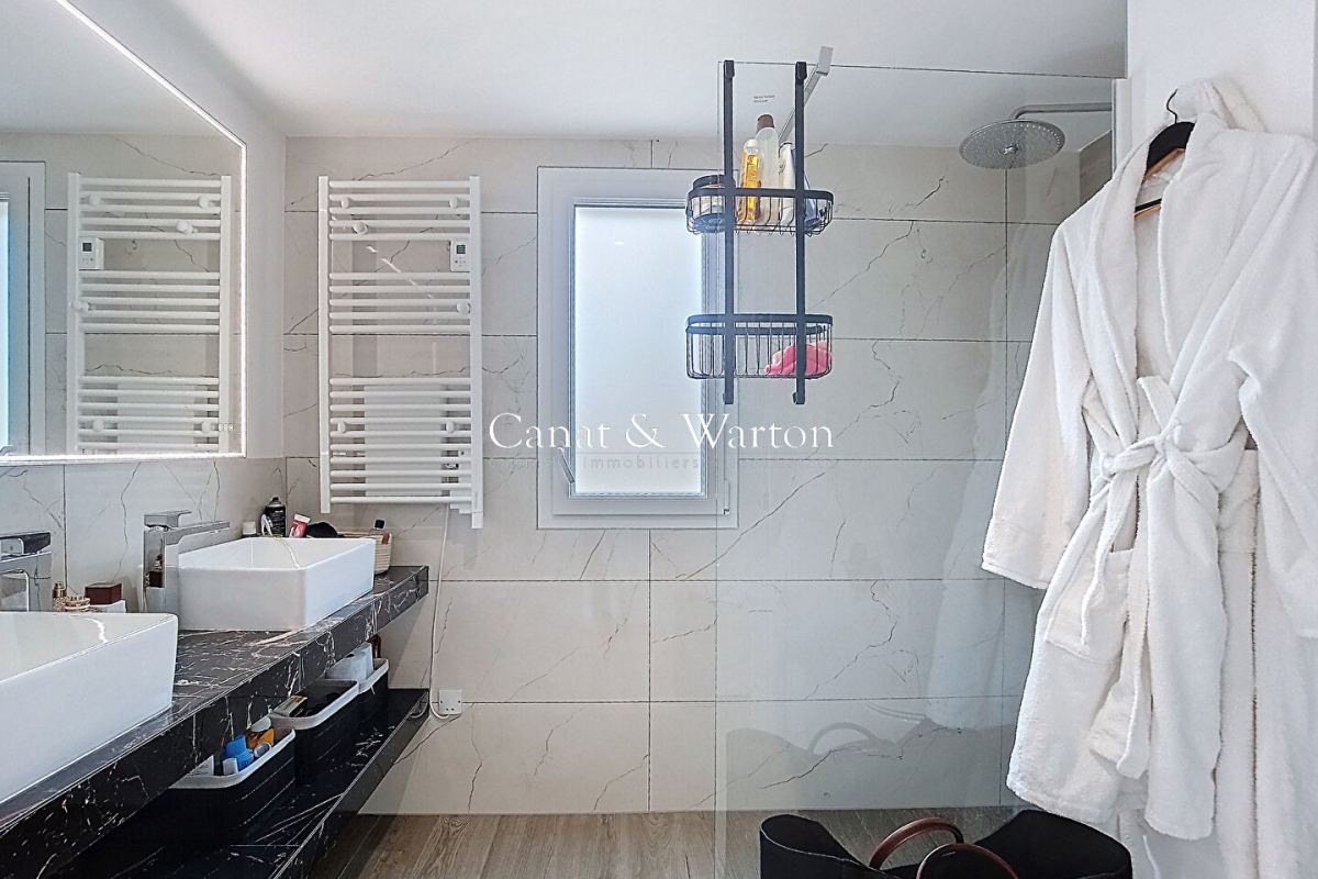 Luxury Apartment for sale in Saint-Raphaël, 1 298 000 €, Photo 5