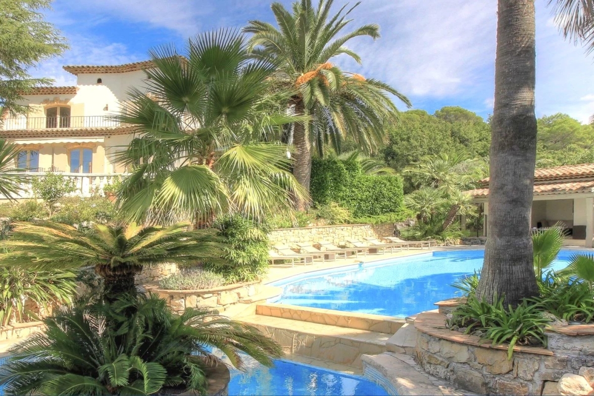 Luxury House for rental in Mougins, 9 000 €, Photo 1