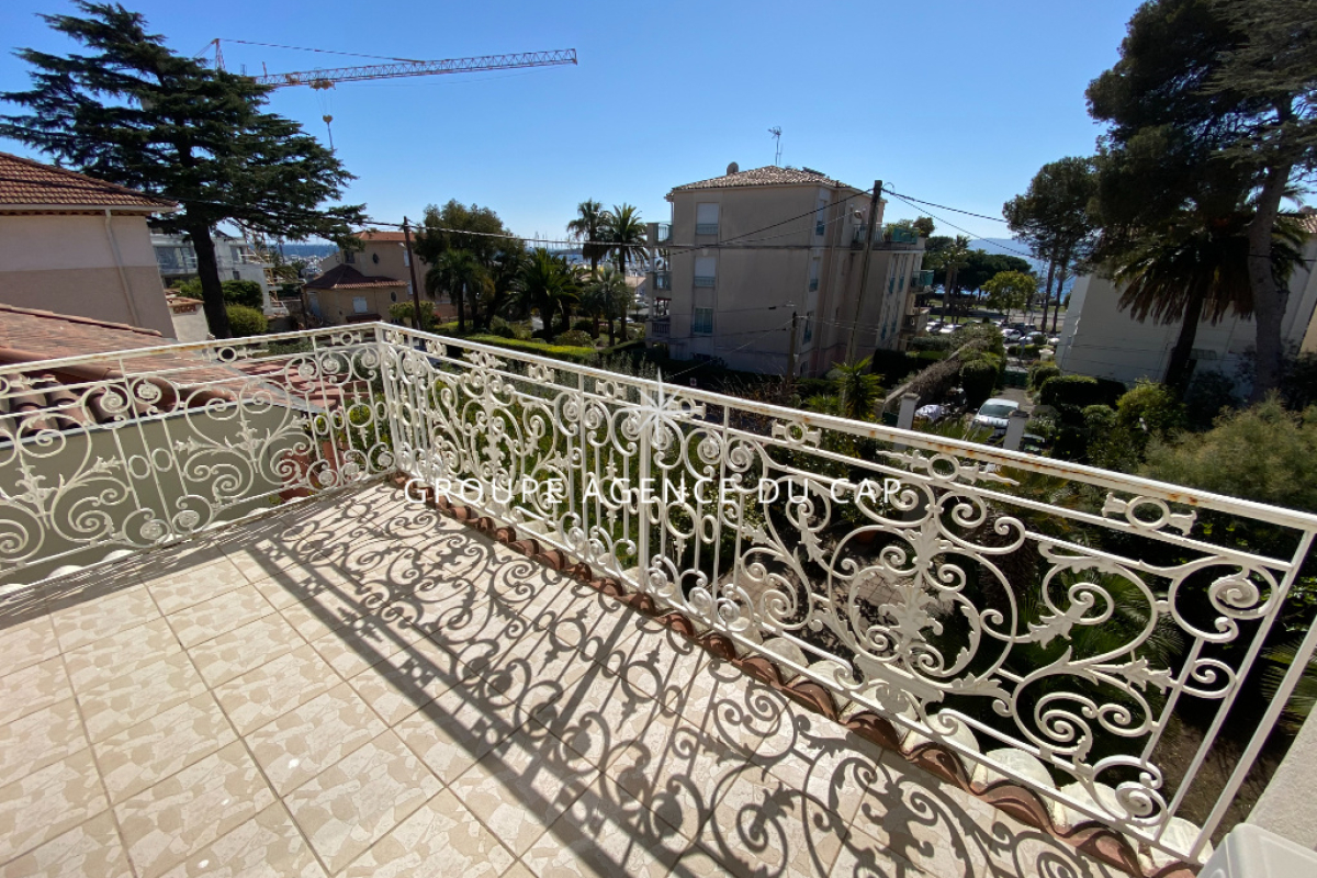 Luxury House for sale in Saint-Raphaël, 1 099 000 €, Photo 2