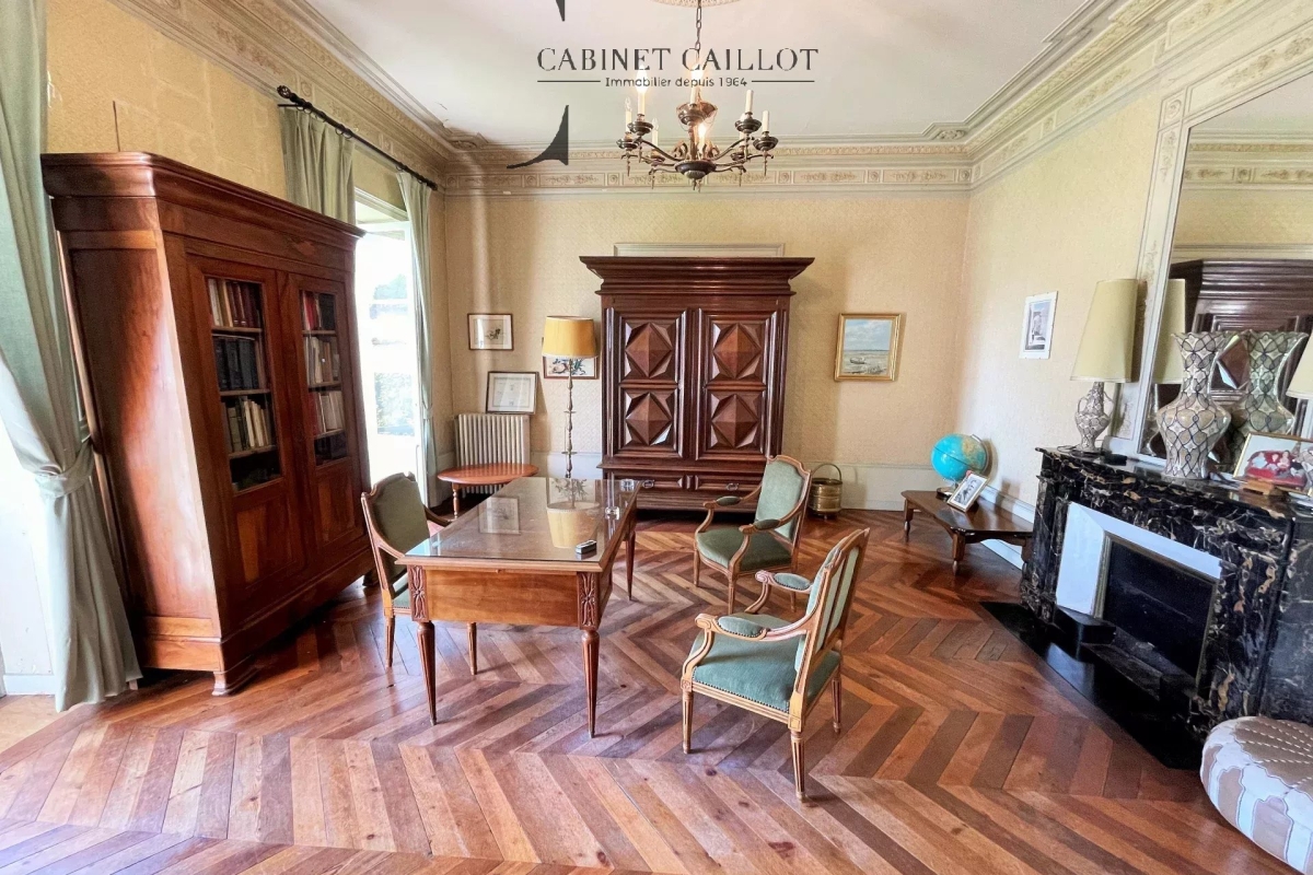 Maison de luxe à vendre à Saintes, 546 000 €, Photo 7