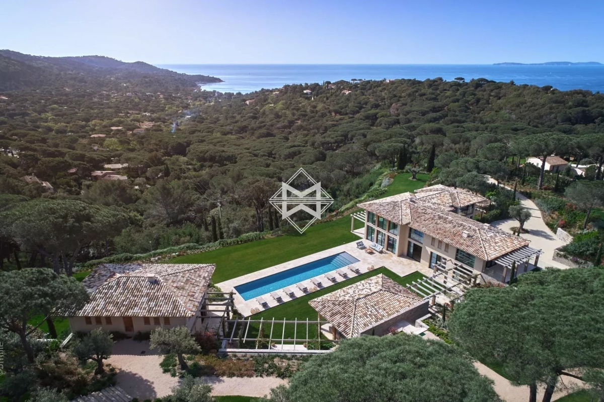 Luxury House for sale in La Croix-Valmer, 31 800 000 €, Photo 1