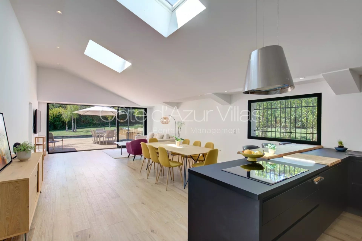 Maison de luxe à louer à Mougins, 7 000 €, Photo 5