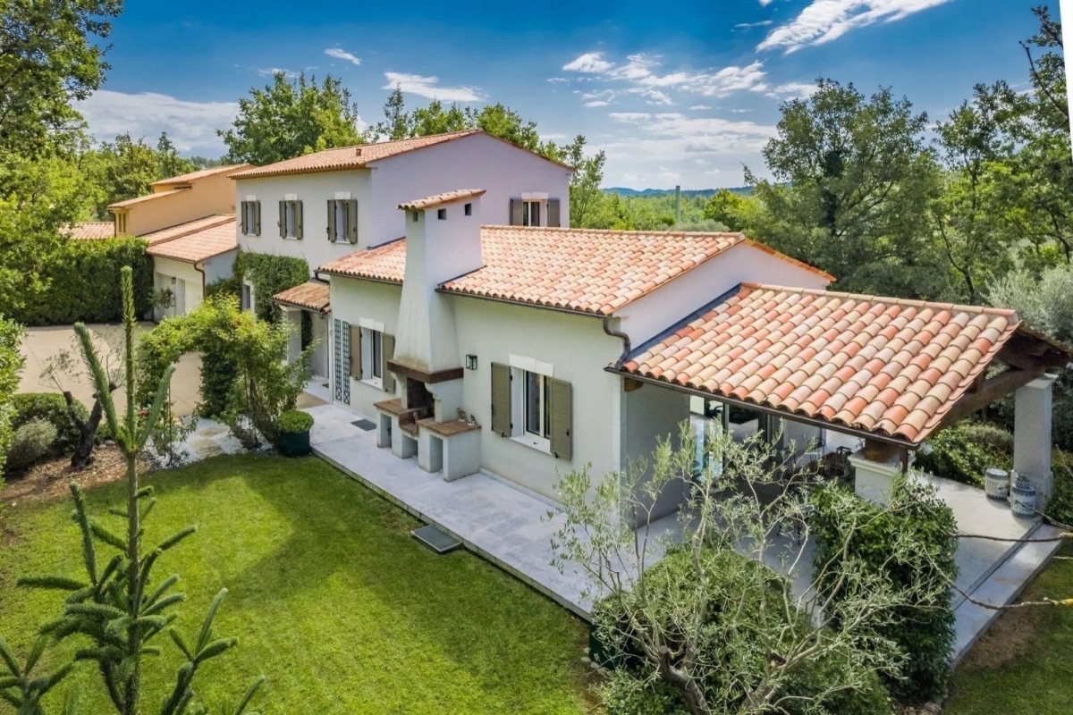 Luxury House for sale in Fayence, 1 550 000 €, Photo 1