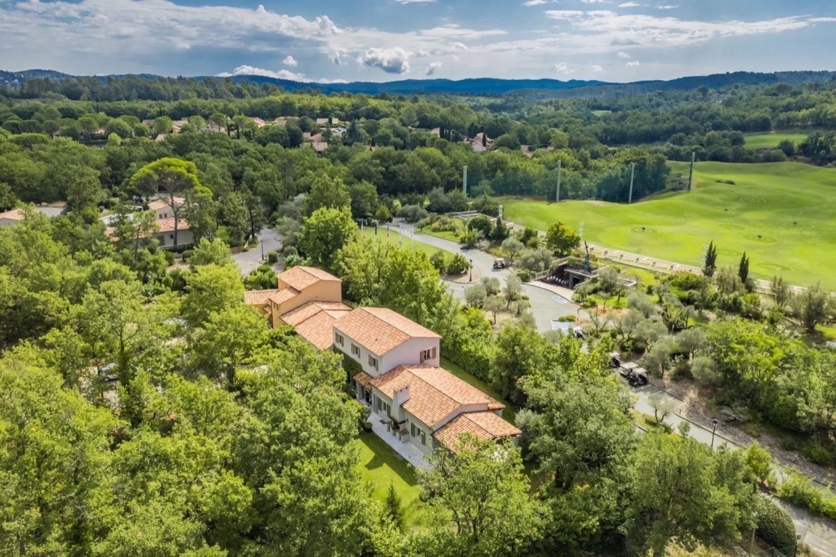 Luxury House for sale in Fayence, 1 550 000 €, Photo 2