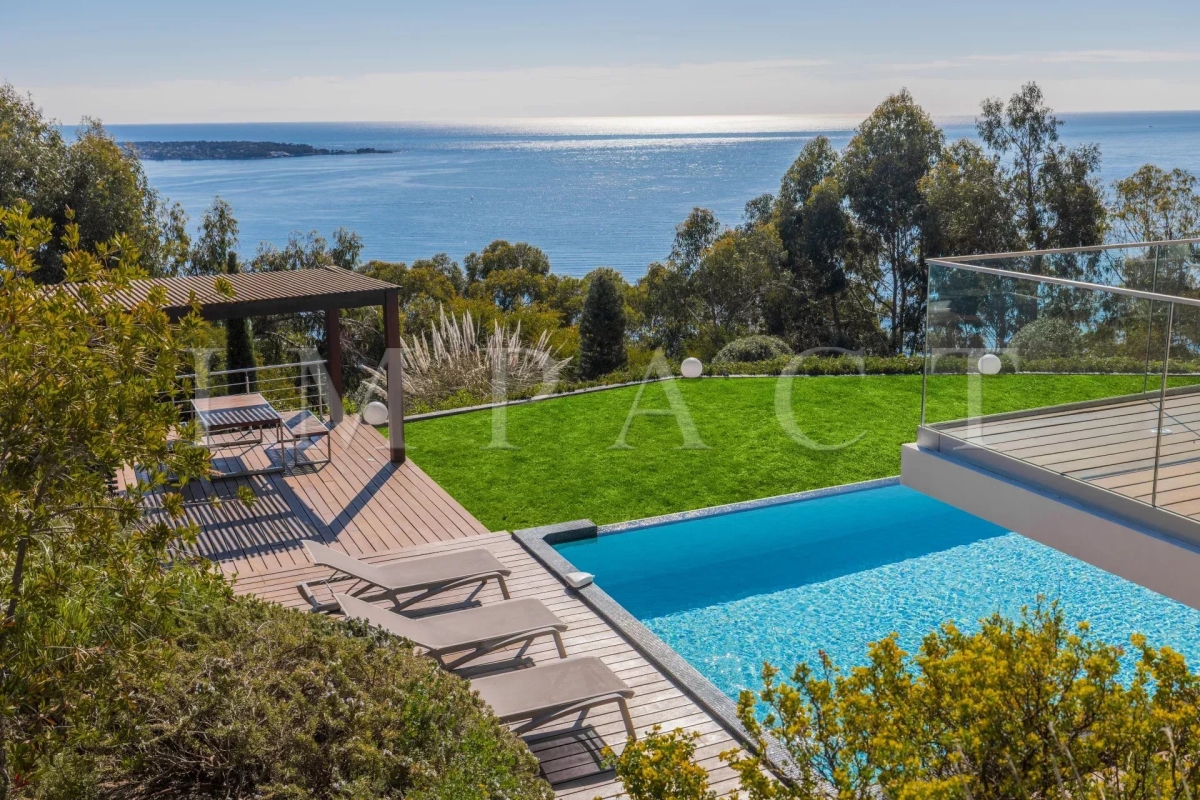 Luxury House for sale in Cannes, 7 900 000 €, Photo 2