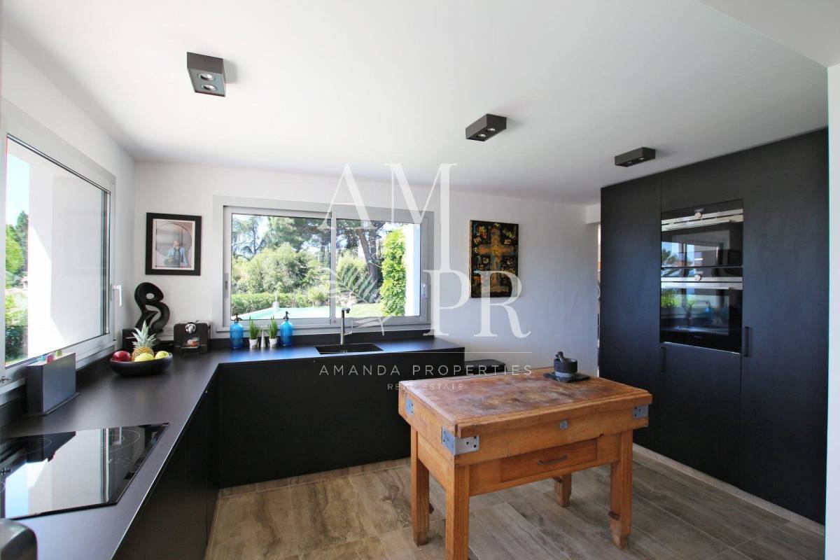 House, luxury and prestige, for rental Cannes 8 main rooms 500m²