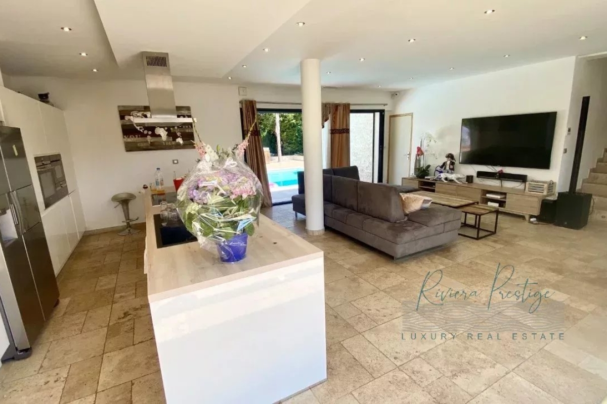 Maison de luxe à vendre à Mougins, 1 550 000 €, Photo 5