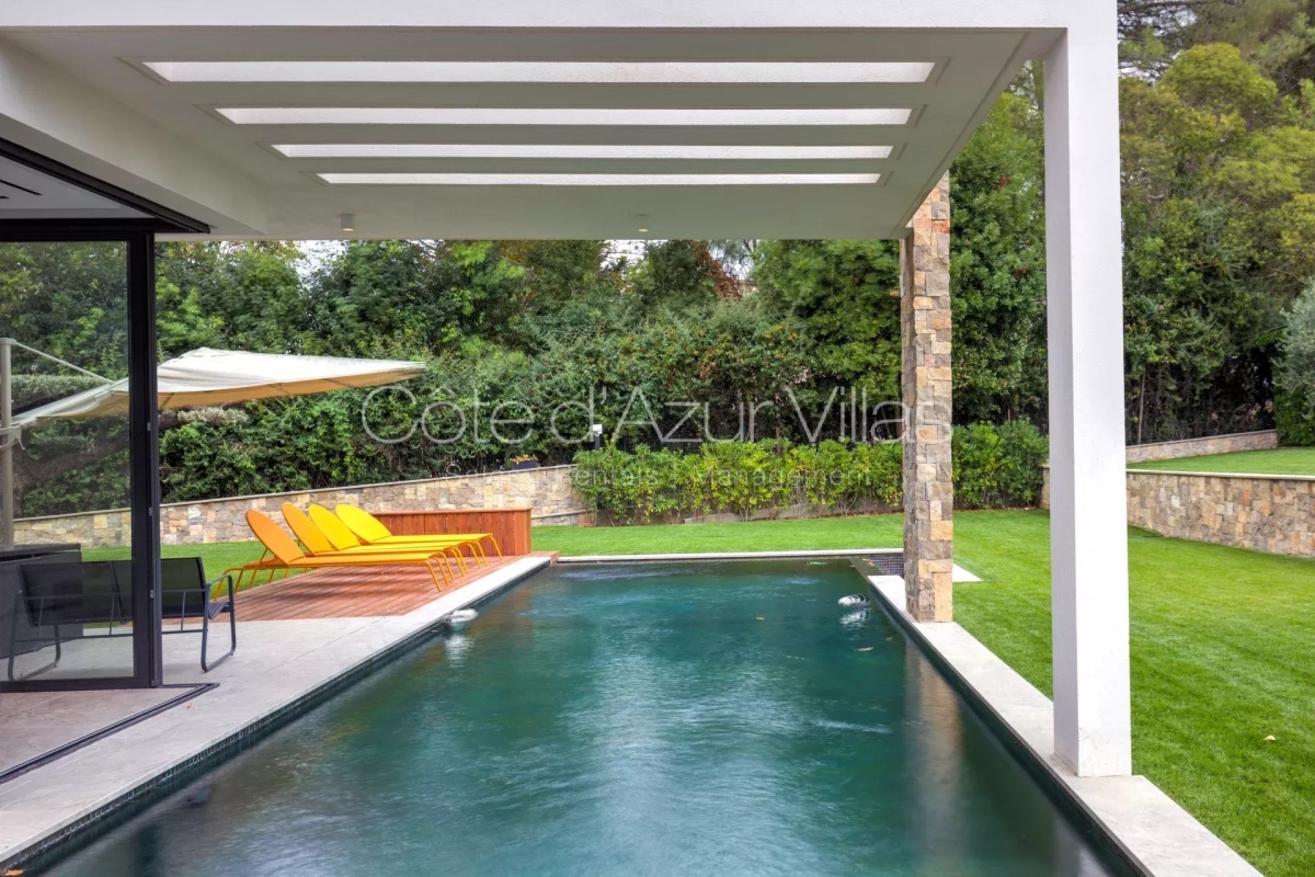 Maison de luxe à louer à Mougins, 16 500 €, Photo 3