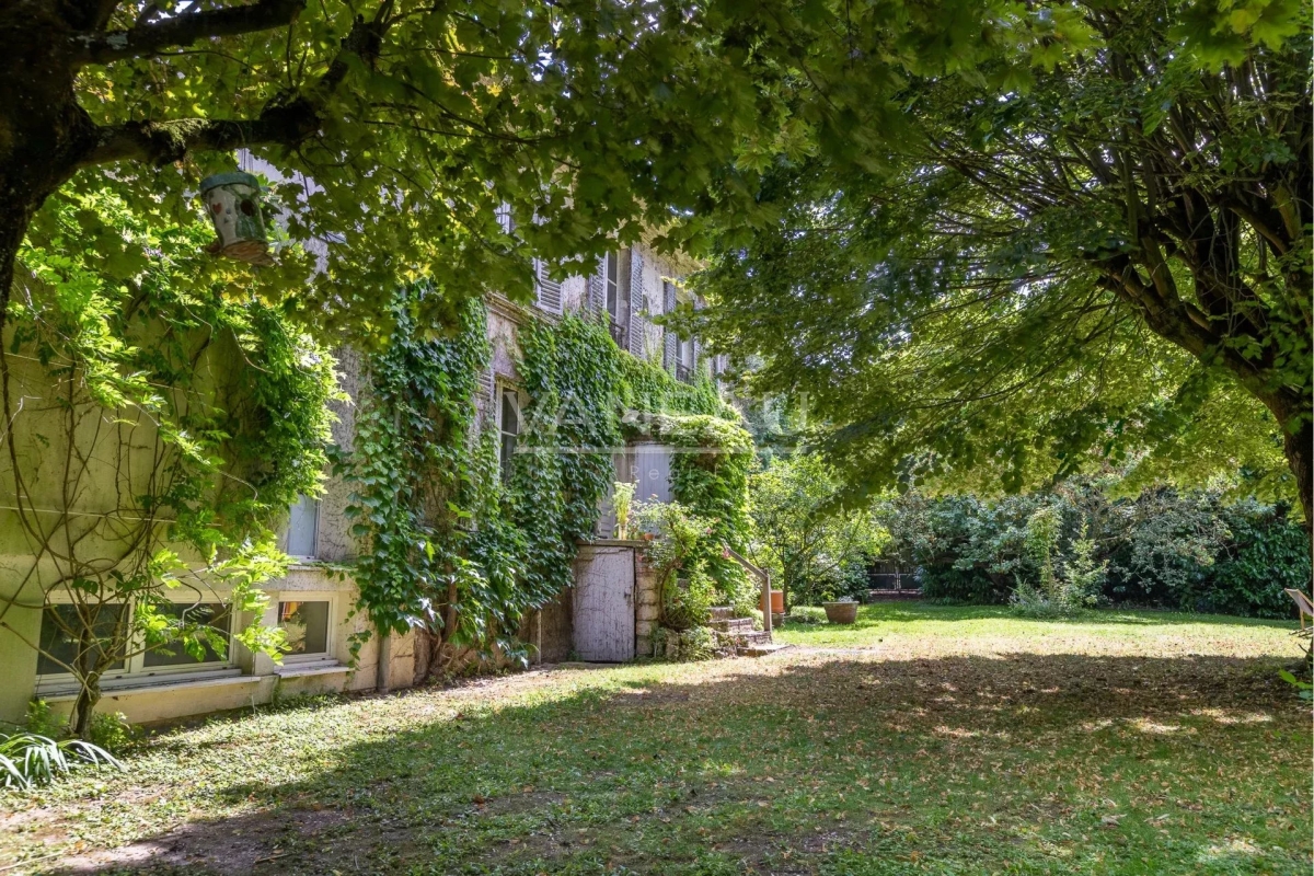 Maison de luxe à vendre à Bagneux, 1 590 000 €, Photo 2