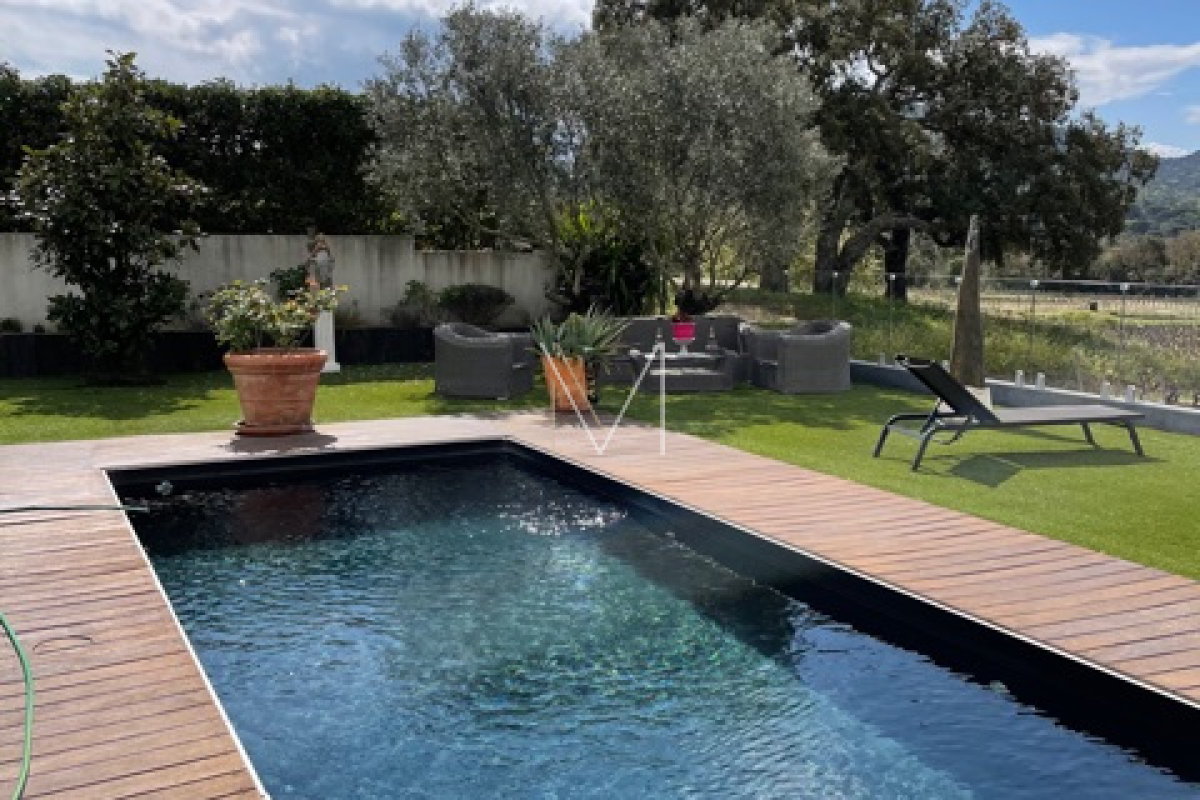 Maison de luxe à vendre à Plan-de-La-Tour, 1 158 000 €, Photo 2