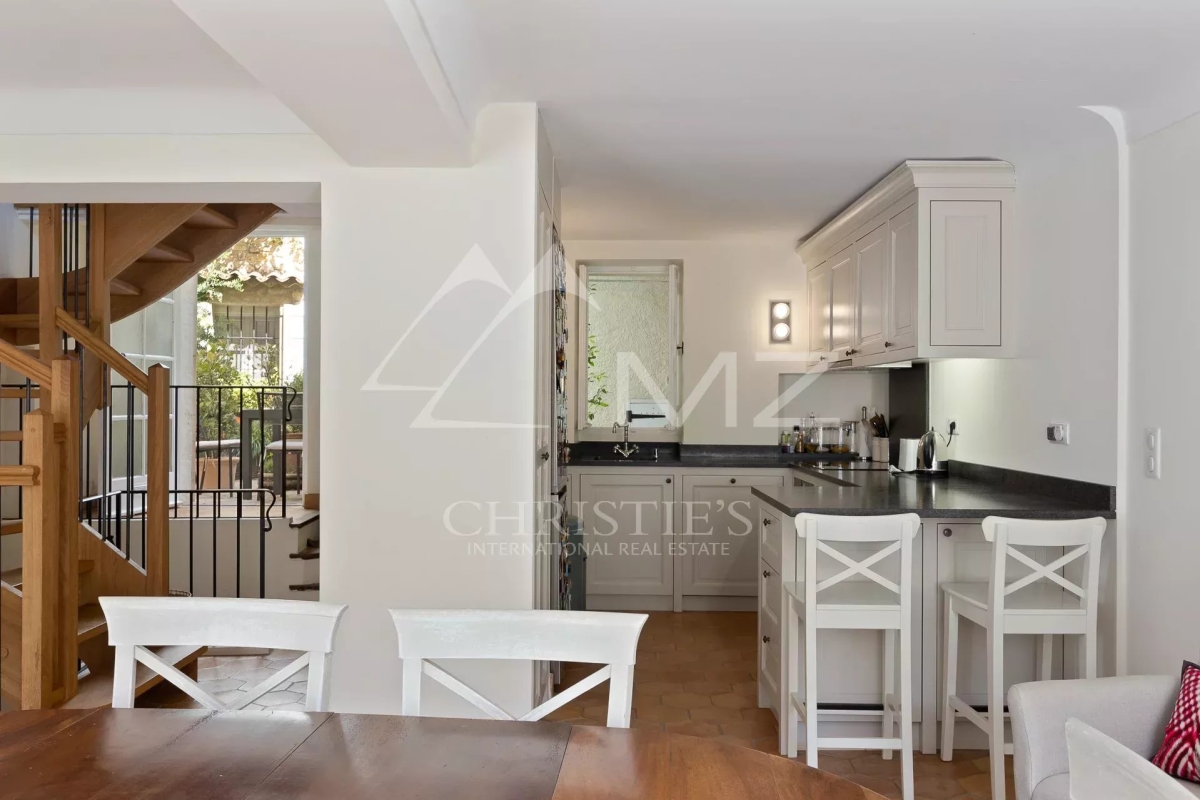 Maison de luxe à vendre à Mougins, 980 000 €, Photo 4