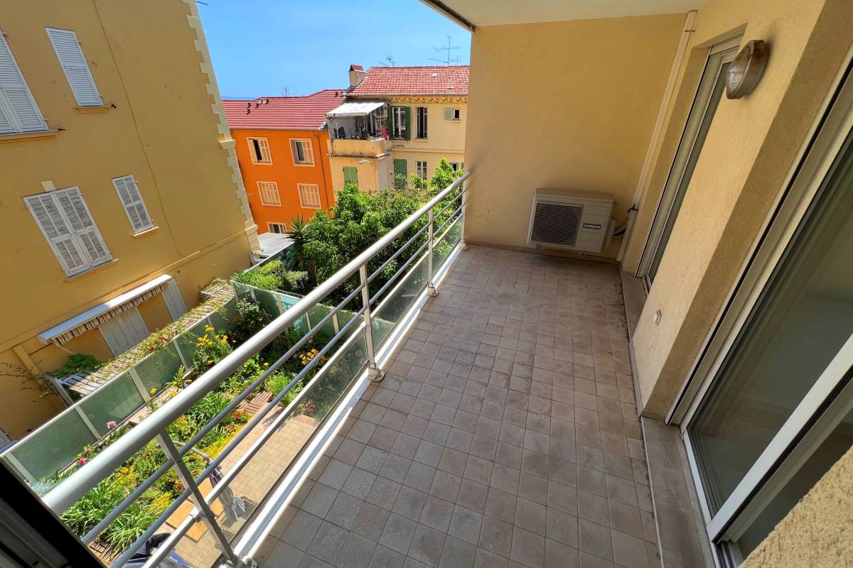 Apartment, luxury and prestige, for sale Beausoleil 3 main rooms 75m²