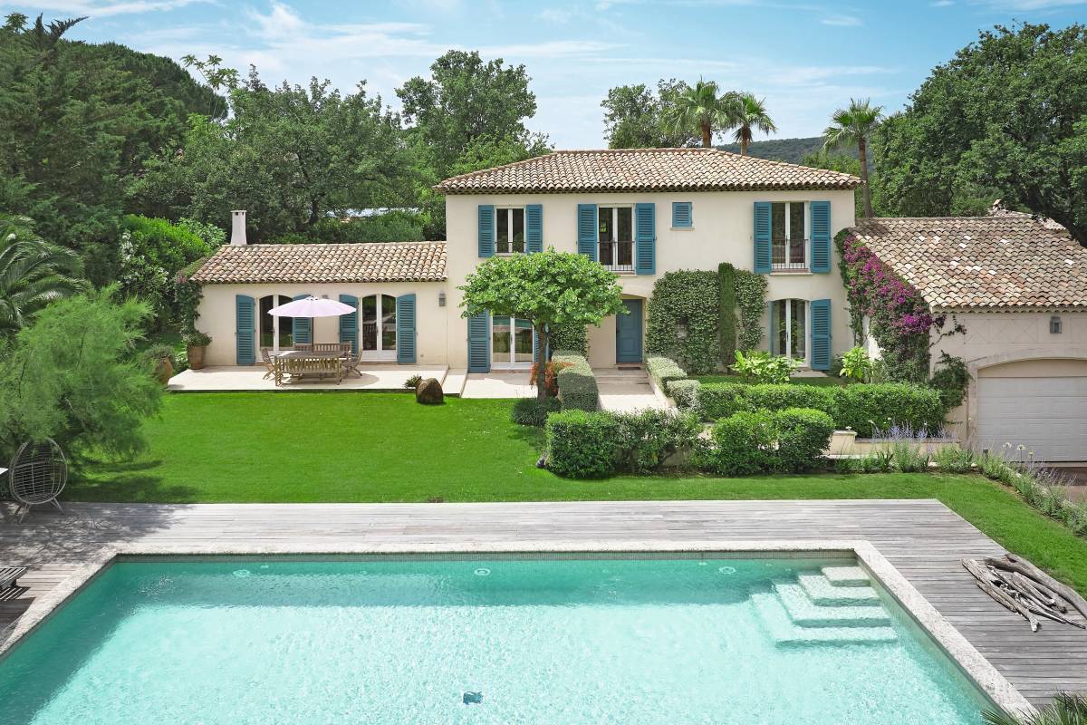 House, luxury and prestige, for sale SaintTropez 7 main rooms 262m²