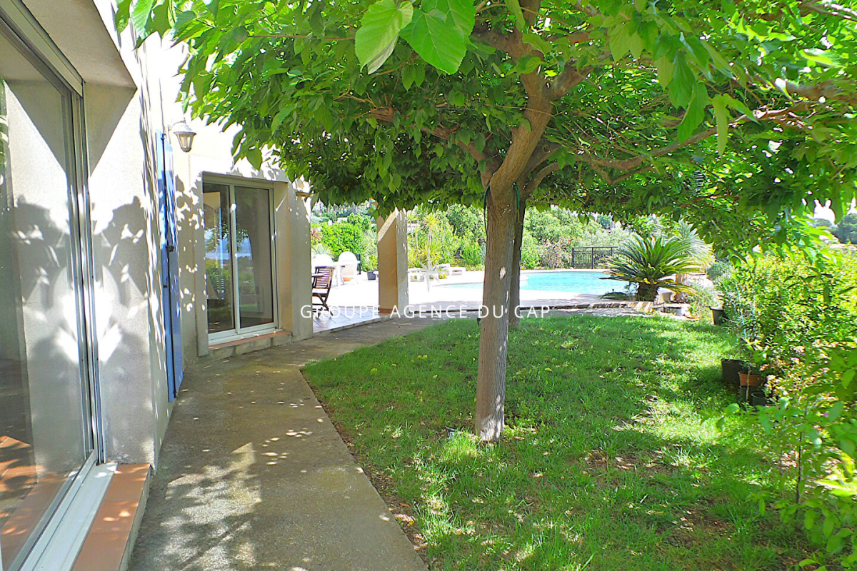 Maison de luxe à vendre à Saint-Aygulf, 1 495 000 €, Photo 6