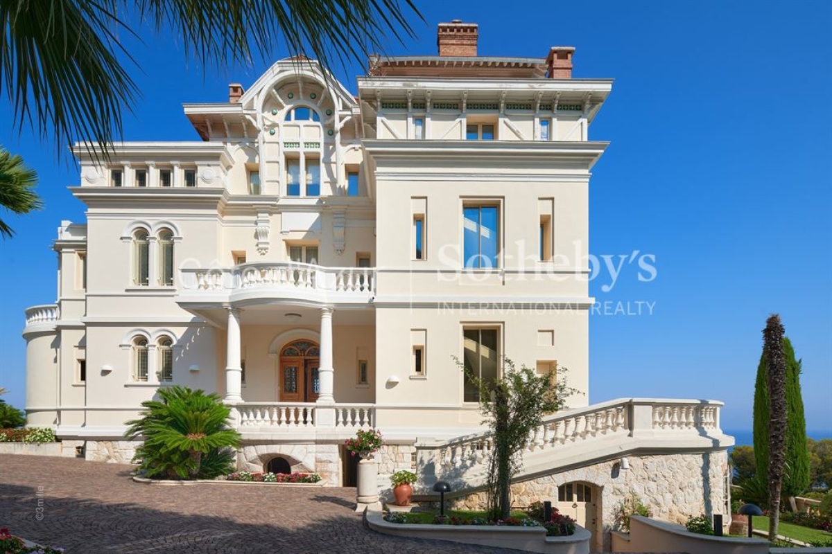 Luxury House for sale in Roquebrune-Cap-Martin, 29 500 000 €, Photo 1