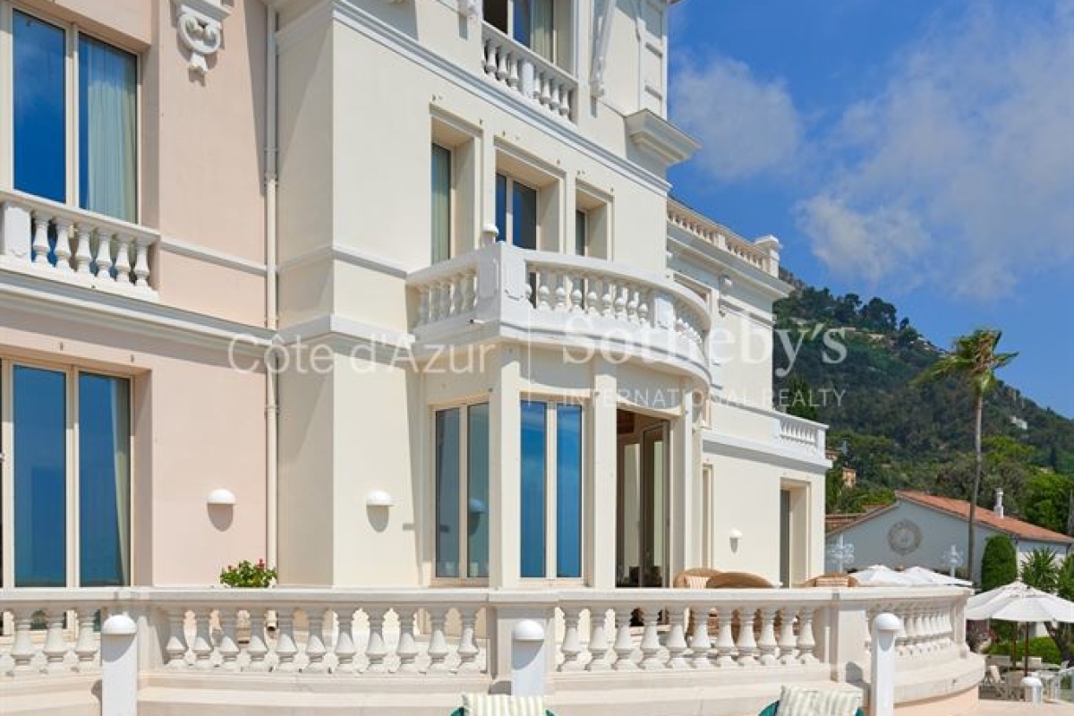 Luxury House for sale in Roquebrune-Cap-Martin, 29 500 000 €, Photo 3