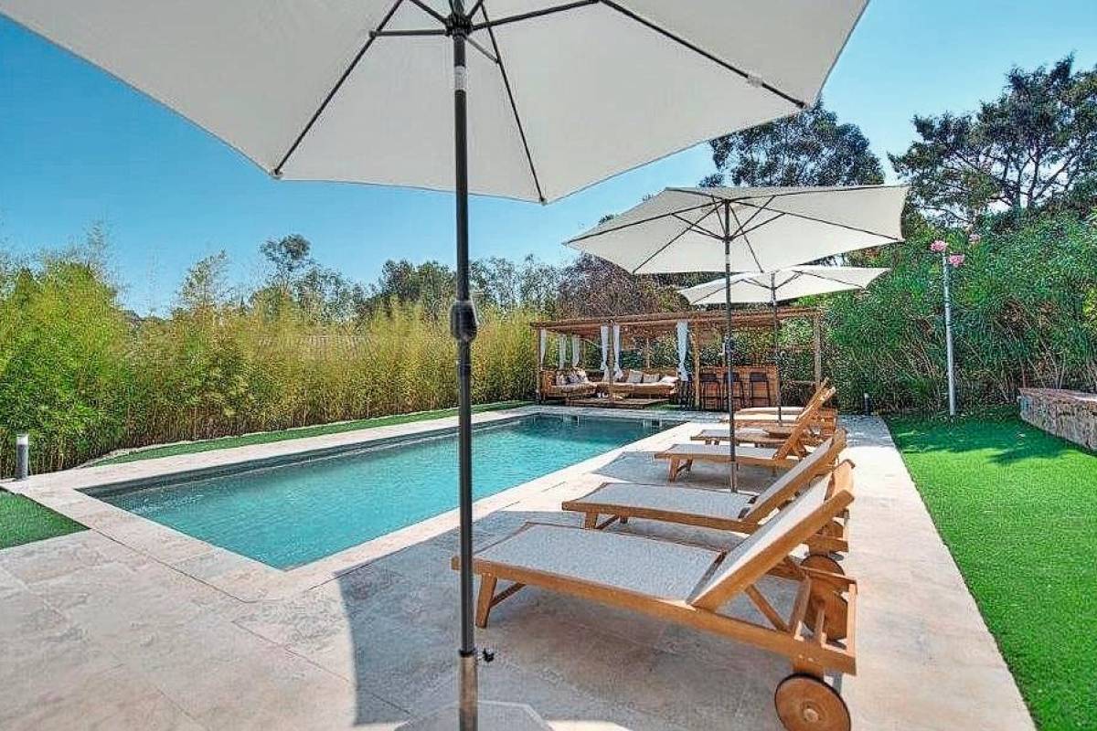 House, luxury and prestige, for sale SaintRaphaël 6 main rooms 298m²