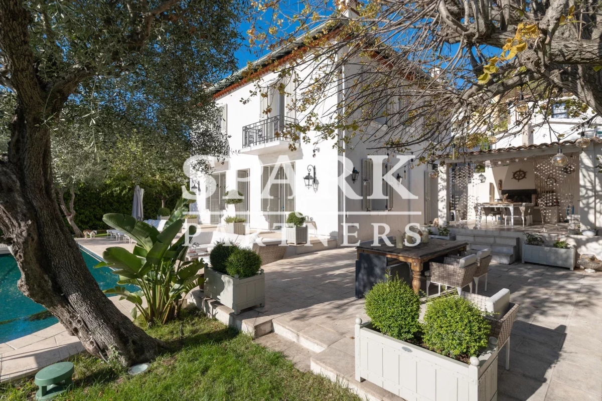 Luxury House for sale in Èze, 3 900 000 €, Photo 3
