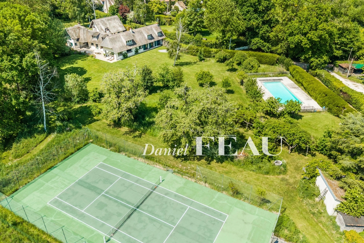 79163886