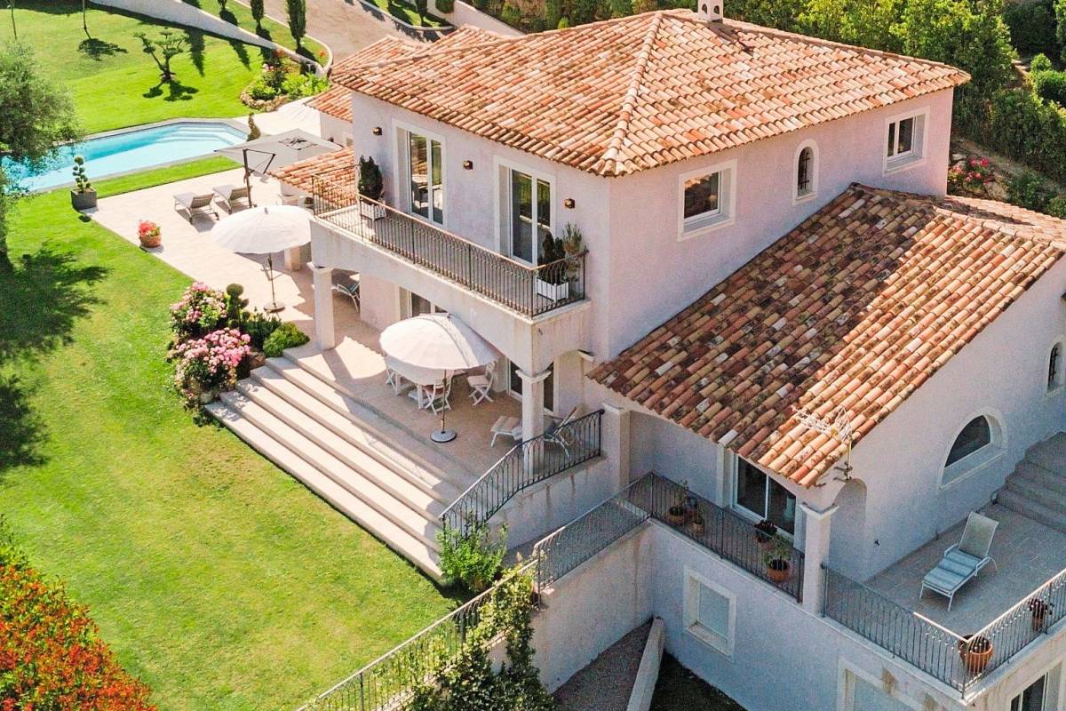 Maison, luxe et prestige, à vendre SaintPauldeVence 12 pièces