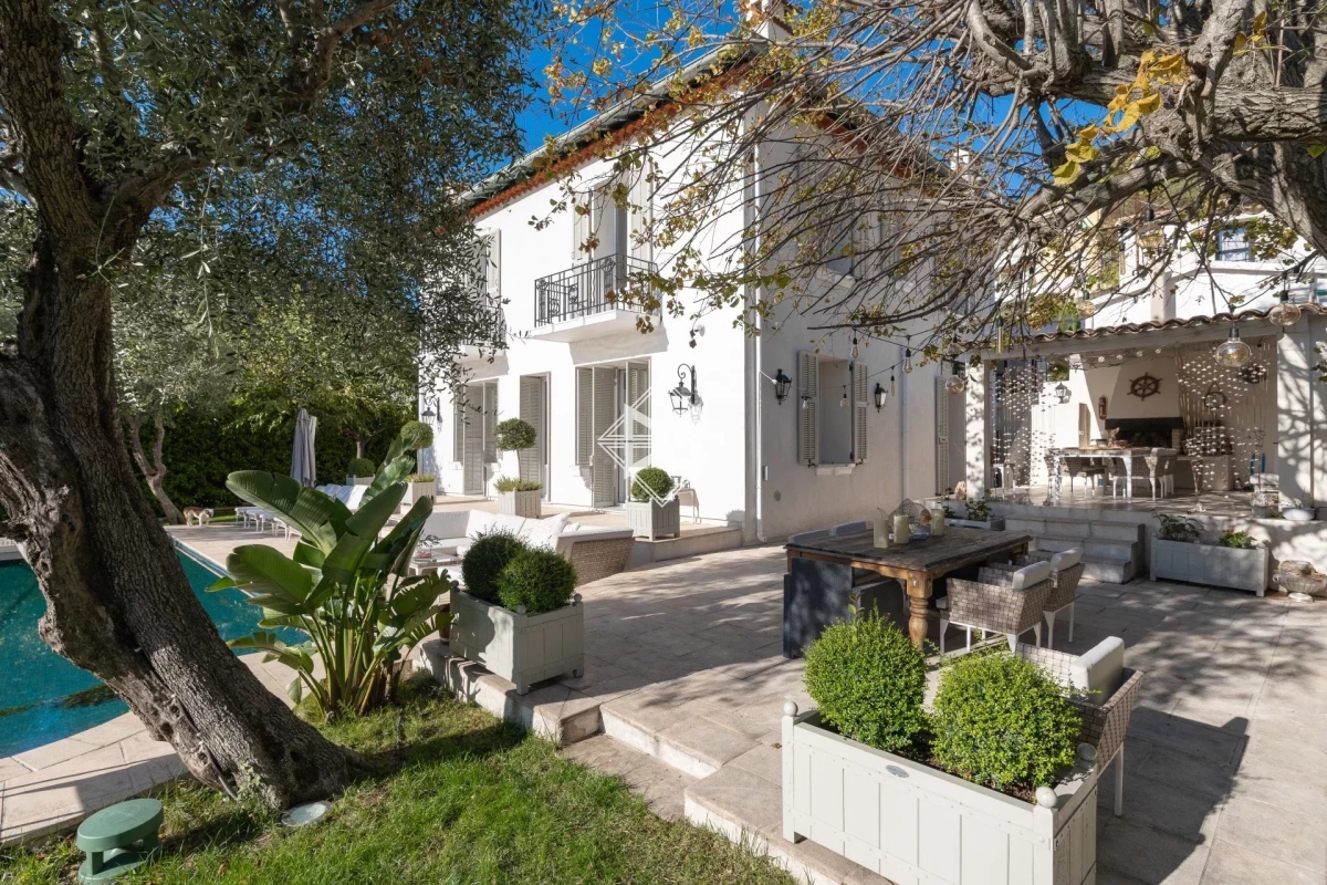Luxury House for sale in Èze, 3 690 000 €, Photo 2