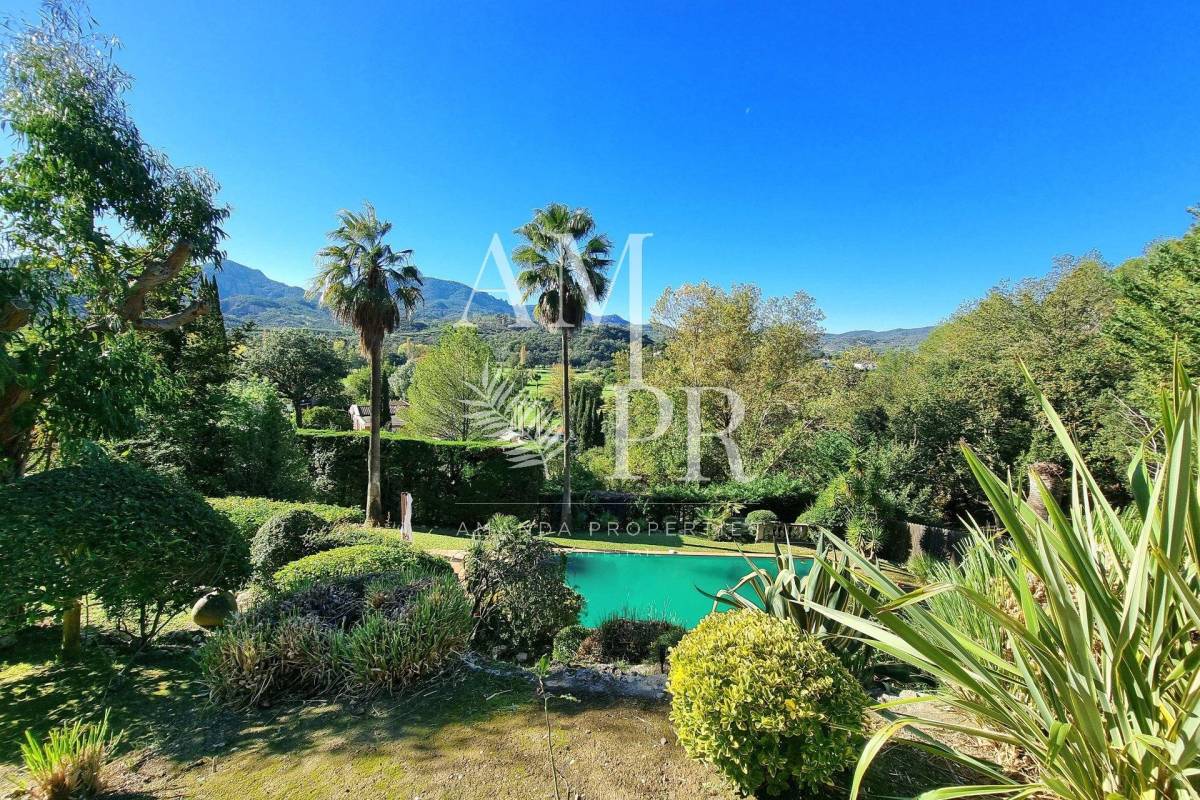 House, luxury and prestige, for sale MandelieulaNapoule 7 main rooms 300m² 2778886