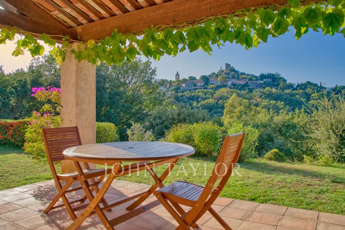 Maison de luxe à vendre à Grimaud, 1 700 000 €, Photo 1