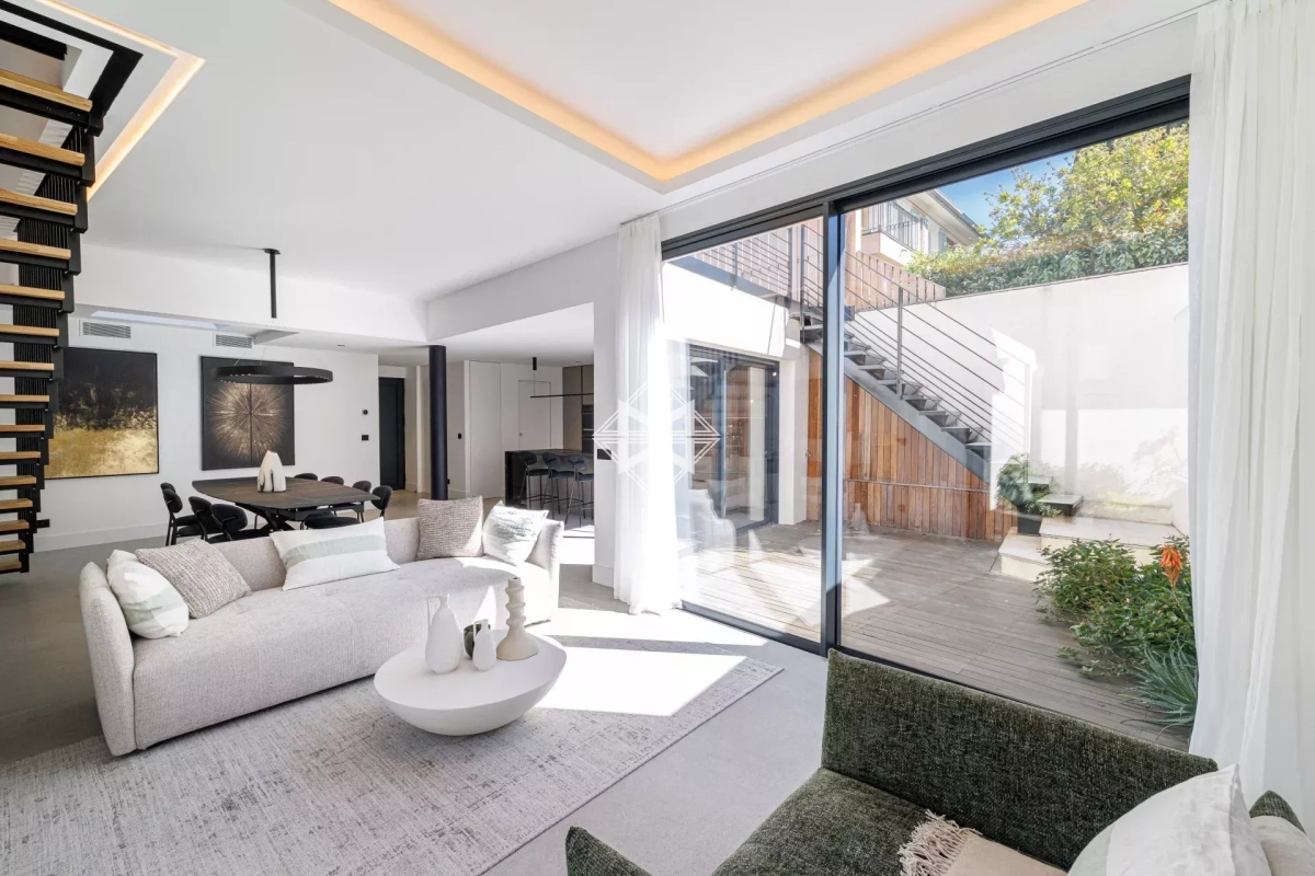Maison de luxe à vendre à Saint-Jean-Cap-Ferrat, 2 800 000 €, Photo 4