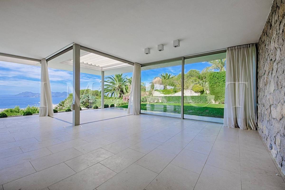 House, luxury and prestige, for rental Cannes 5 main rooms 270m²
