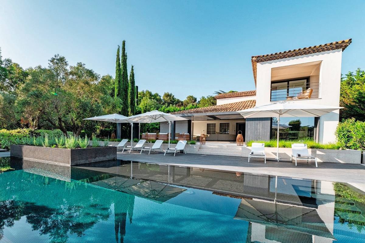 House, luxury and prestige, for sale SaintTropez 9 main rooms 350m²